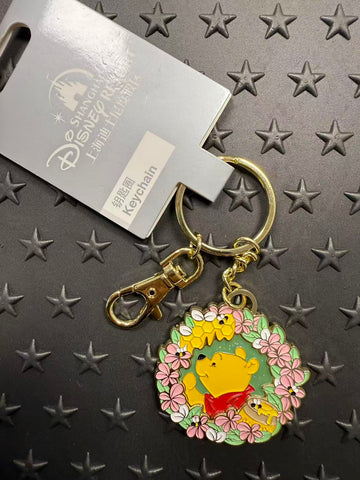 SHDL-Winnie the Pooh Floral Keychain