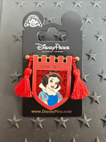 SHDL-Snow White Castle Banner Tassel