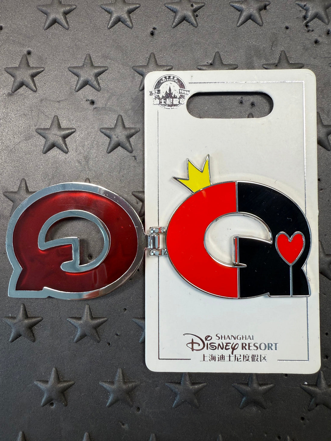 SHDL-Queen of Hearts Letter Q Characters As Letters Pin