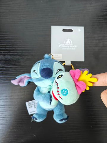 SHDL-Lilo&Stitch Stitch Hug Scrump Plush Keychain